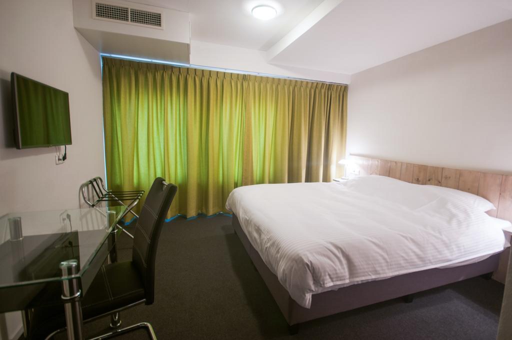 Hotel Taurus Cuijk Room photo
